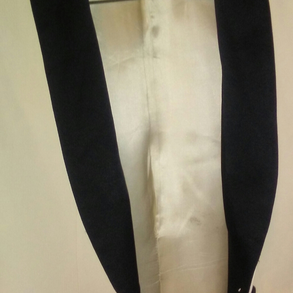 Jacket - Picture 2 of 4